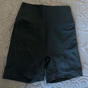 TLF fitness shorts in black